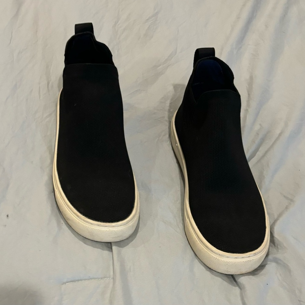 Women’s sneakers
